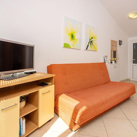 Apartments Petak Dramalj Εξωτερικό φωτογραφία