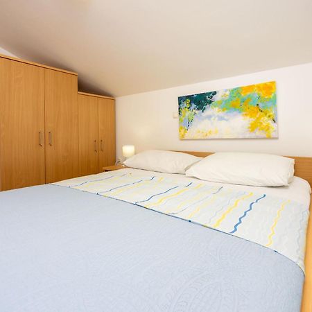 Apartments Petak Dramalj Εξωτερικό φωτογραφία