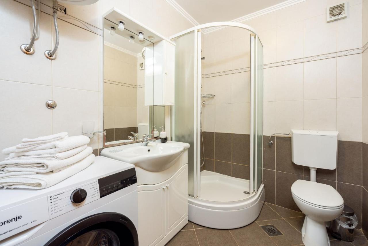 Apartments Petak Dramalj Εξωτερικό φωτογραφία