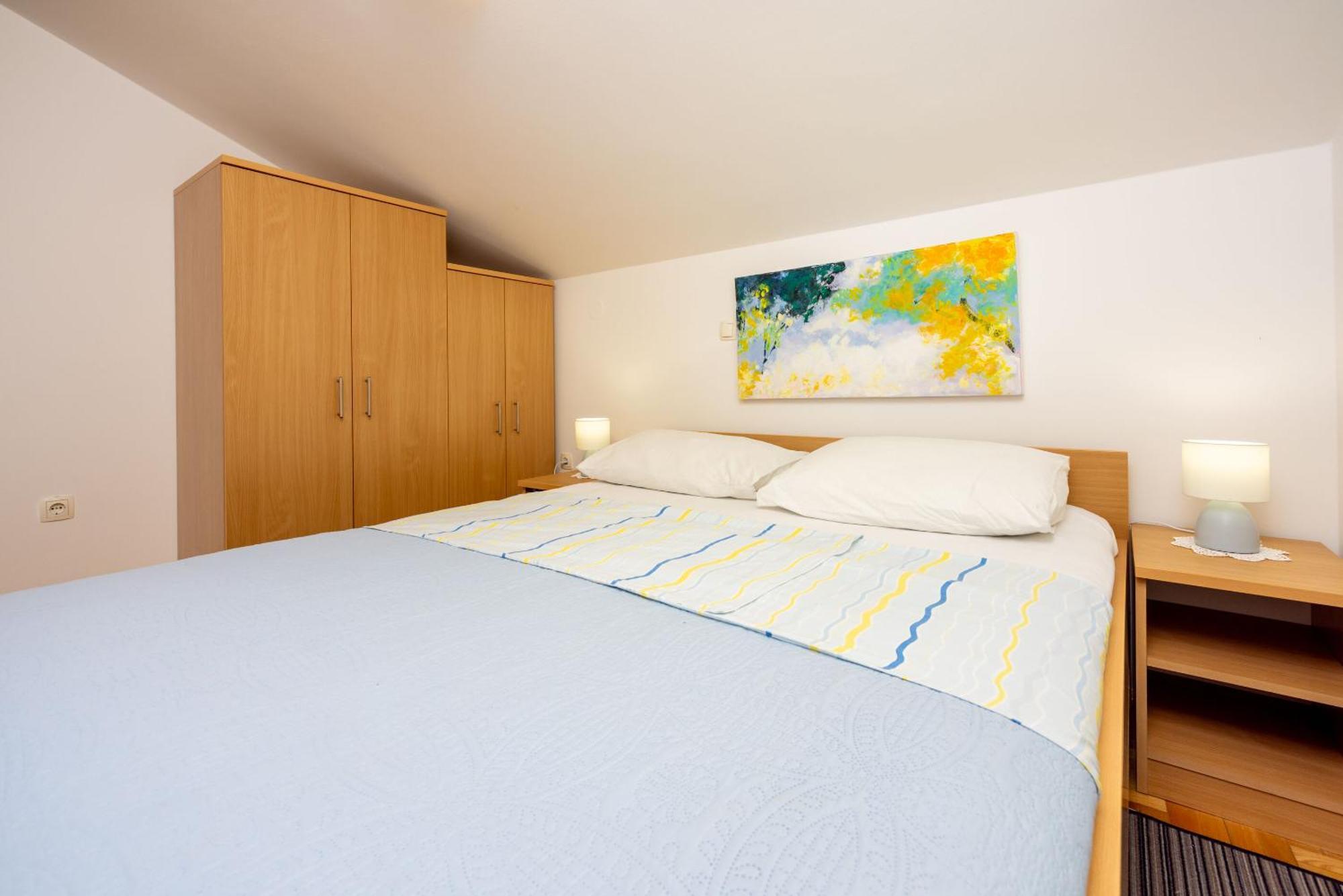 Apartments Petak Dramalj Εξωτερικό φωτογραφία