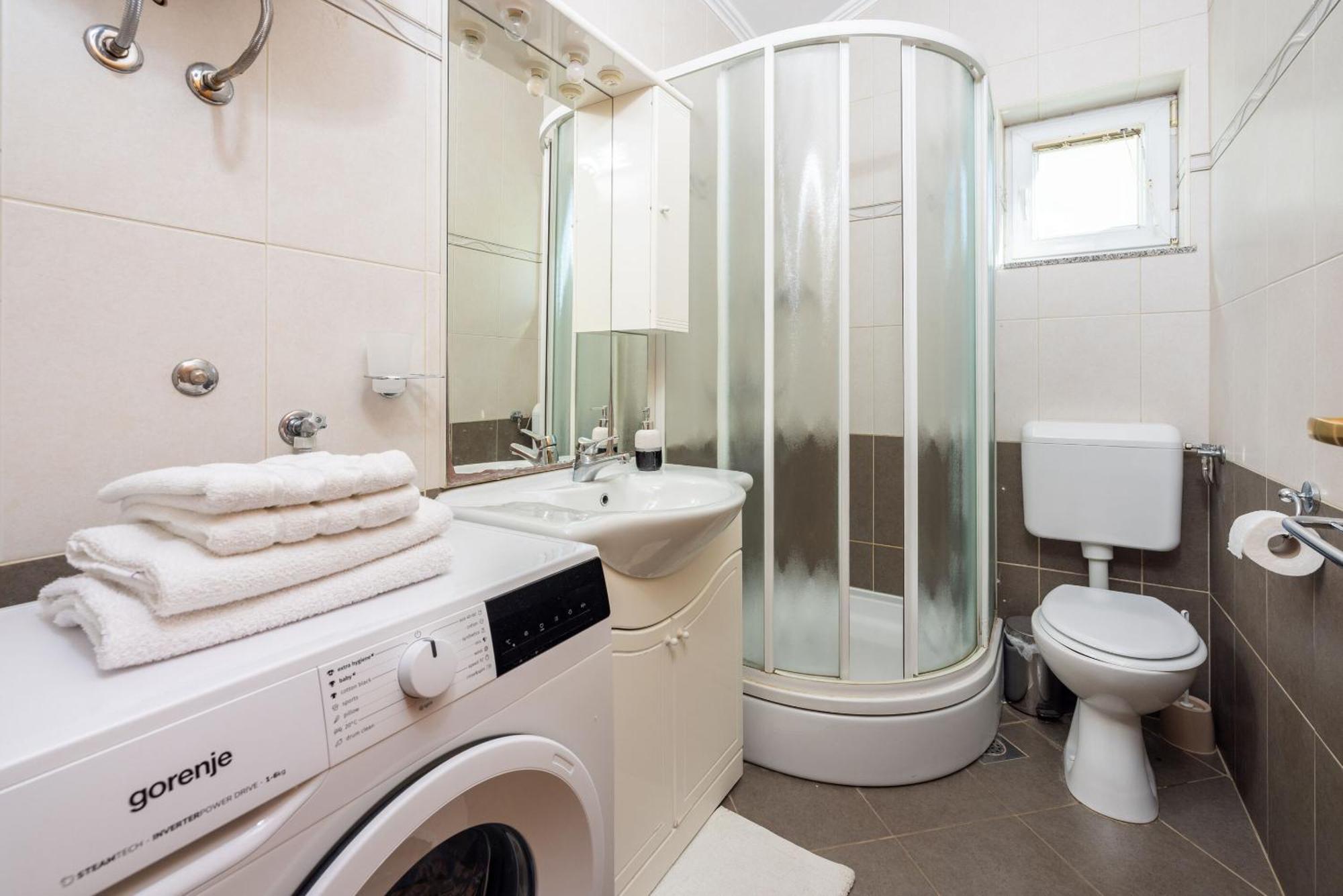 Apartments Petak Dramalj Εξωτερικό φωτογραφία